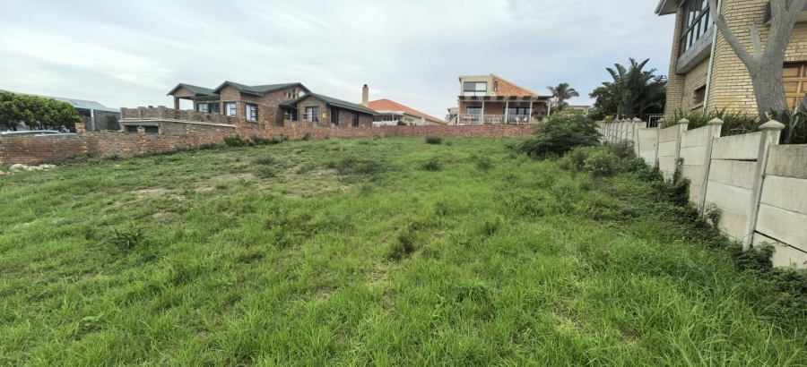 Commercial Property for Sale in Wavecrest Eastern Cape
